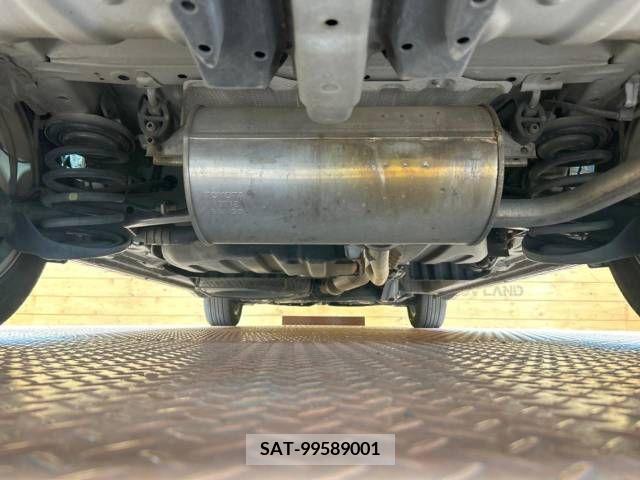 Toyota VOXY 2012-01 289217-19