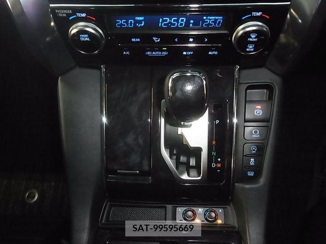 Toyota ALPHARD 2018-07 210359-19