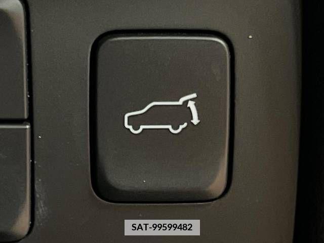 Mazda CX-8 2019-01 380490-7