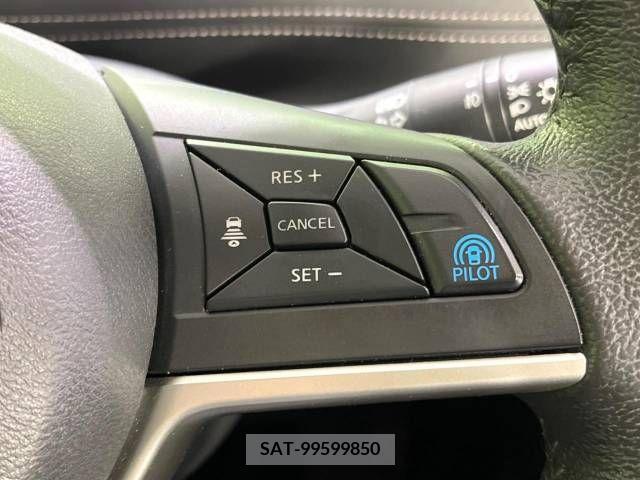 Nissan SERENA 2018-02 393898-5
