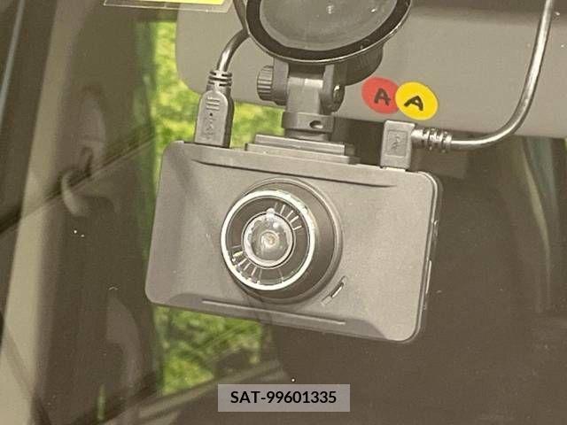 Suzuki SPACIA 2015-12 347332-5