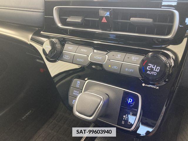 Toyota AQUA 2022-11 350247-14