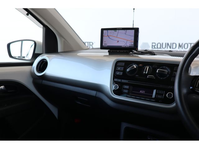 VolksWagen UP! 2013-03 16912-12