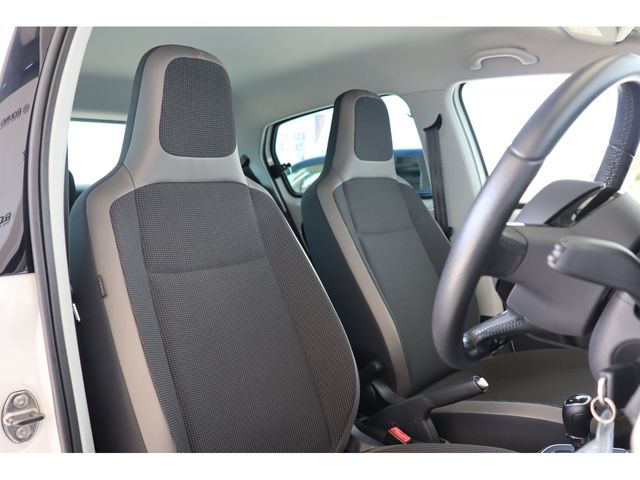 VolksWagen UP! 2013-03 16912-9