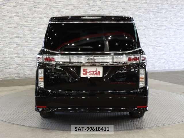 Nissan ELGRAND 2015-06 297145-12