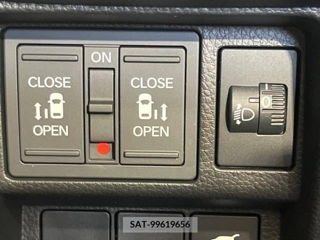 Honda STEP WGN 2023-01 324737-6