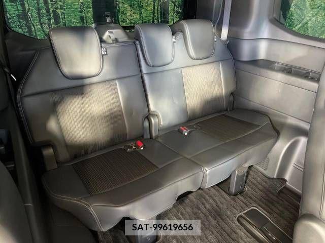 Honda STEP WGN 2023-01 324737-10