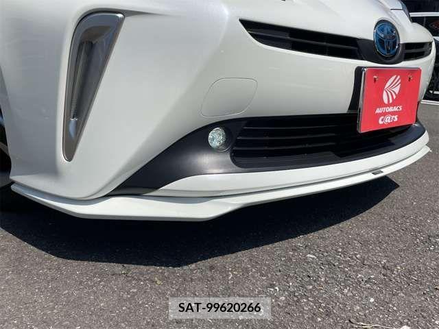 Toyota PRIUS 2019-04 366416-10