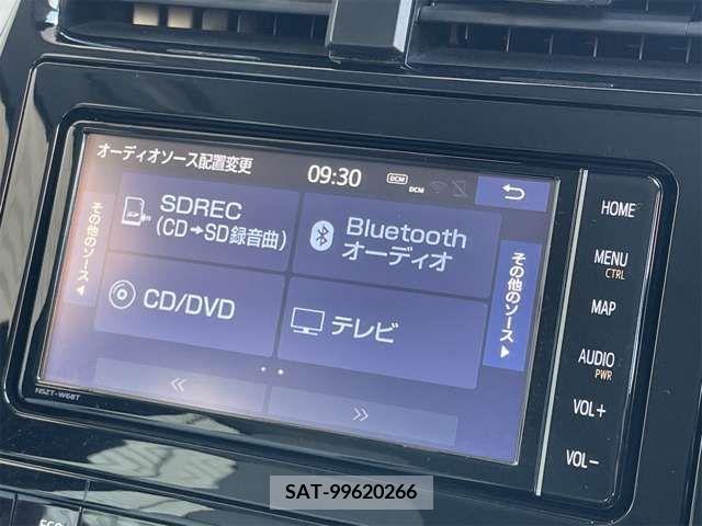 Toyota PRIUS 2019-04 366416-3