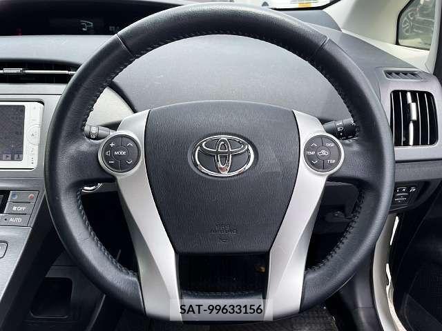 Toyota PRIUS 2012-06 366616-4