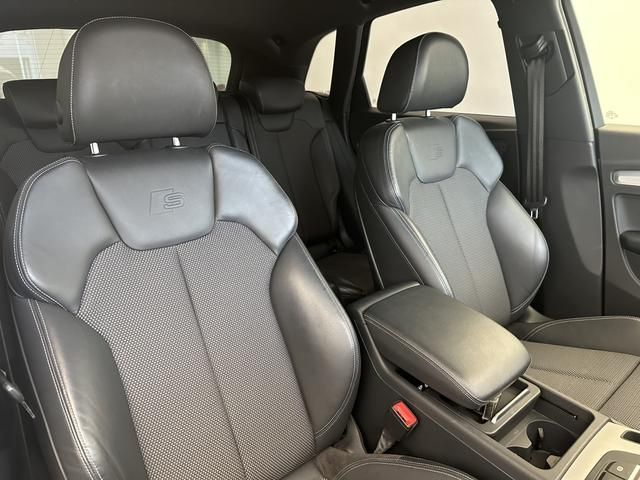 Audi Q5 2018-03 23930-12
