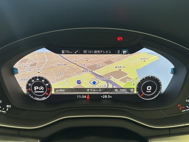 Audi Q5 2018-03 23930-8