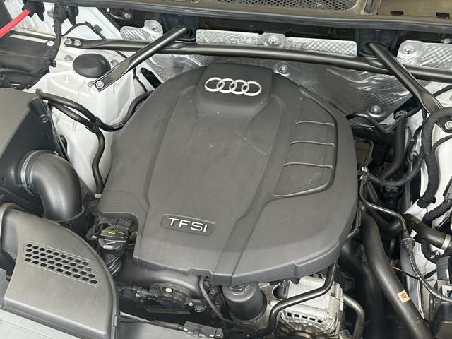 Audi Q5 2018-03 23930-15