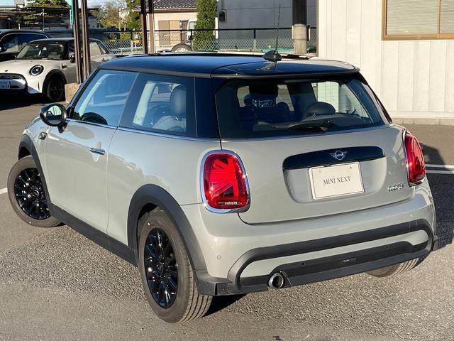 Bmw MINI 2023-03 189689-2