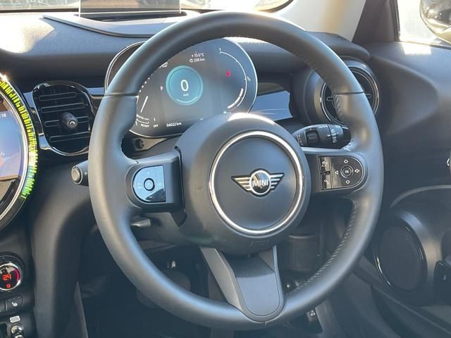 Bmw MINI 2023-03 189689-17