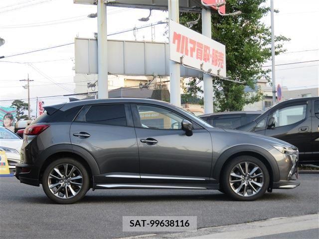 Mazda CX-3 2017-07 329762-3