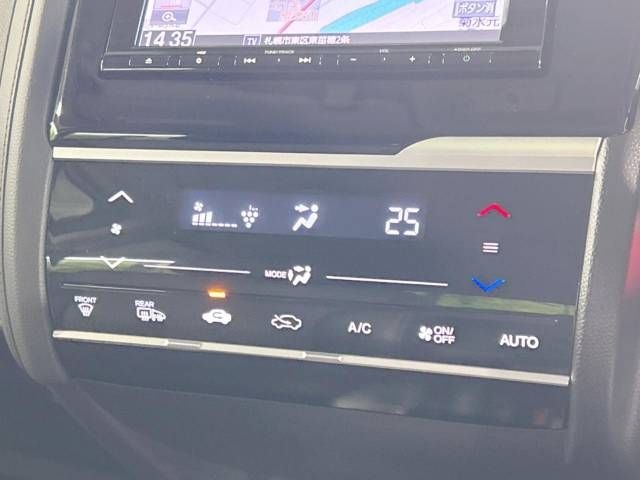 Honda FIT HYBRID 2017-11 189795-6