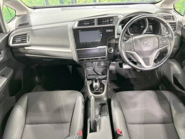 Honda FIT HYBRID 2017-11 189795-1