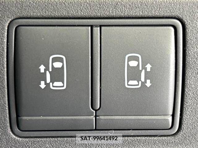 Nissan SERENA 2020-02 235737-5