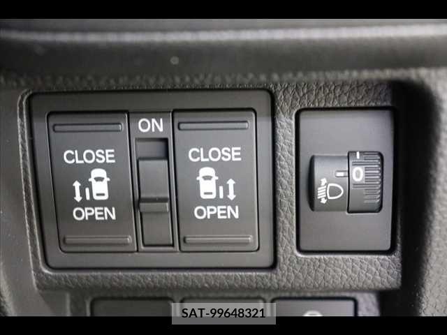 Honda STEP WGN 2023-04 200116-4