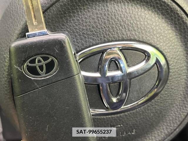 Toyota YARIS 2021-04 373159-7