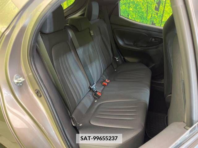 Toyota YARIS 2021-04 373159-9