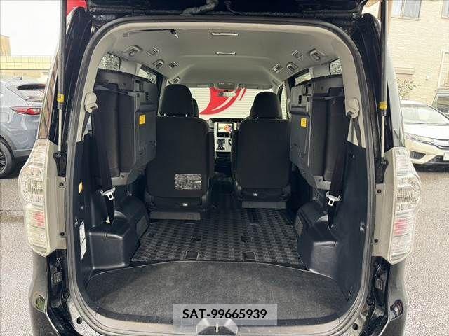 Toyota VOXY 2011-12 327100-23