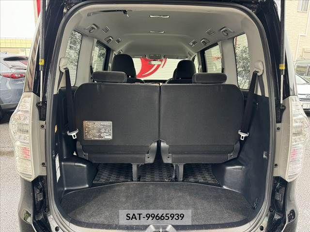 Toyota VOXY 2011-12 327100-22