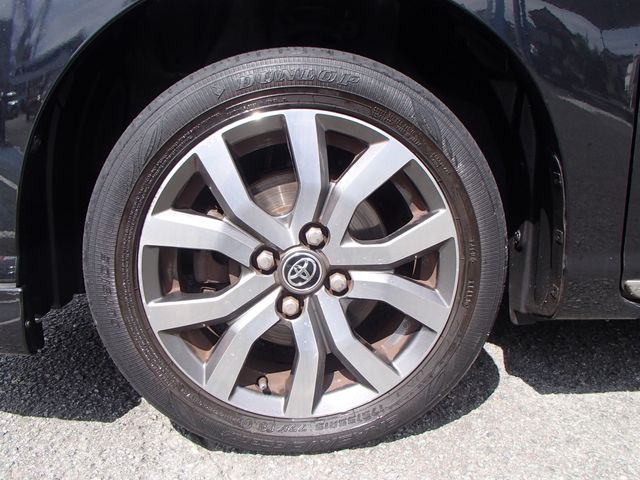 Toyota ROOMY 2018-06 10934-8