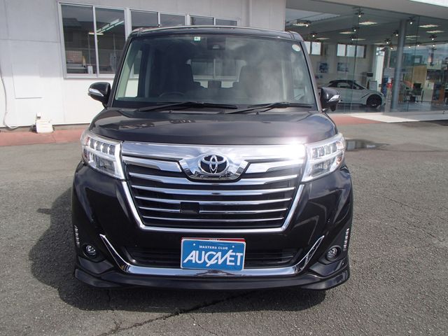 Toyota ROOMY 2018-06 10934-2