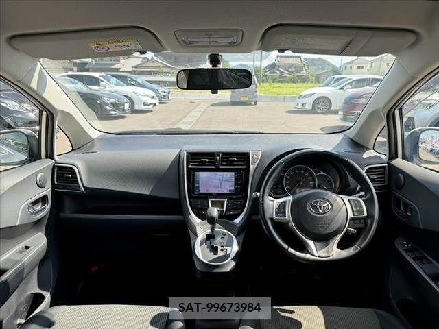 Toyota RACTIS 2015-07 344215-1