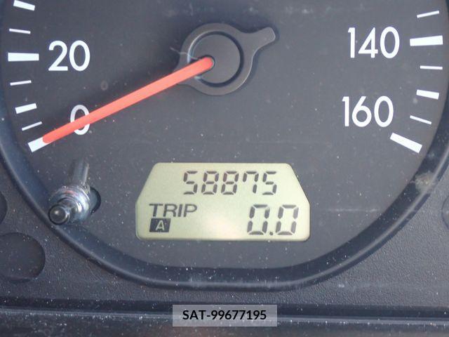 Mazda BONGO VAN 2015-07 382630-9