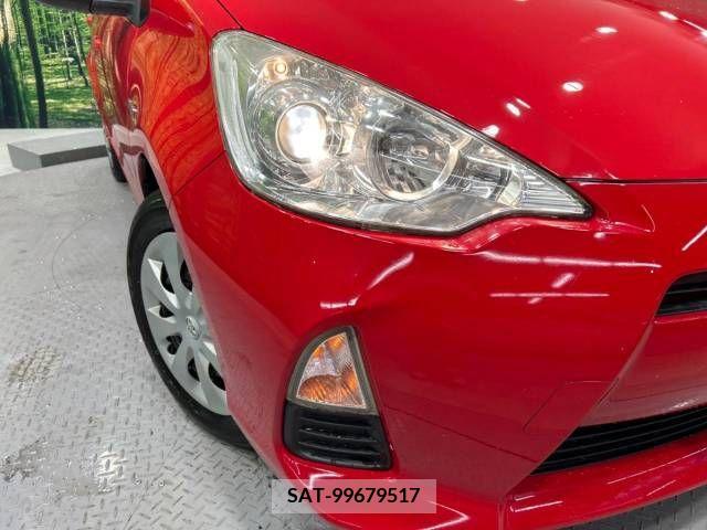 Toyota AQUA 2013-12 251674-12
