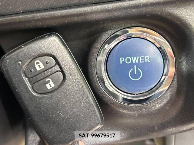 Toyota AQUA 2013-12 251674-7