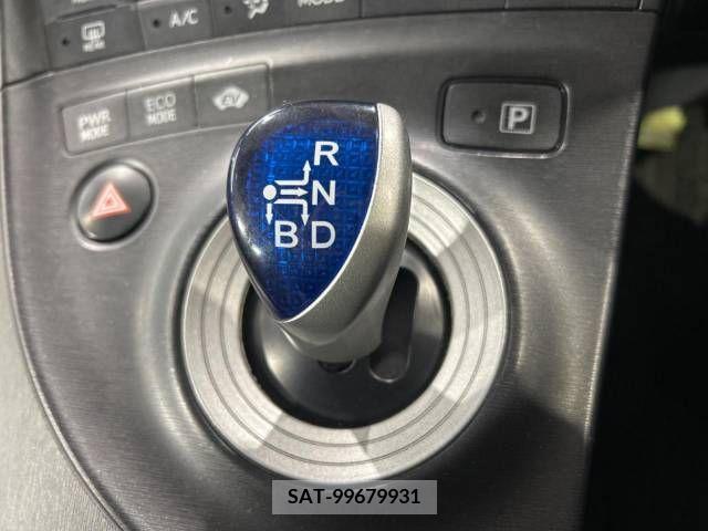 Toyota PRIUS 2011-07 282316-19