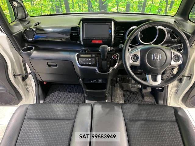 Honda N BOX CUSTOM 2016-03 278858-1
