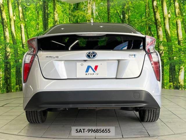 Toyota PRIUS 2016-02 217978-15