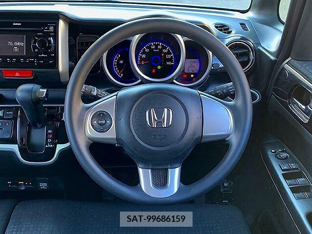 Honda N BOX CUSTOM 2016-12 209863-13