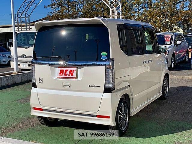 Honda N BOX CUSTOM 2016-12 209863-2
