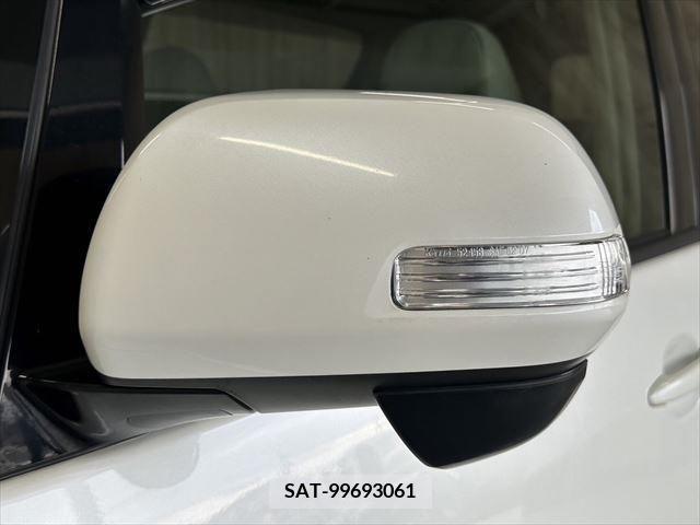 Toyota ESTIMA 2009-05 337331-24