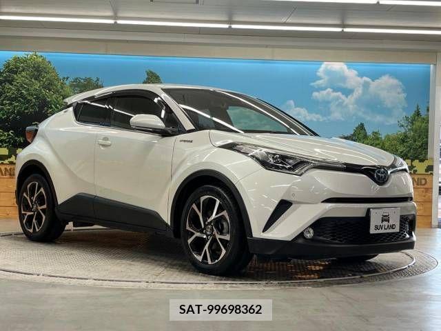 Toyota C-HR 2017-02 214537-16