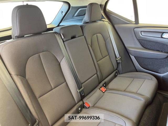 Volvo XC40 2021-06 205024-11