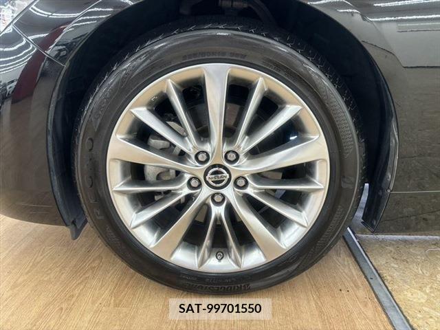 Nissan SKYLINE 2020-05 285256-17