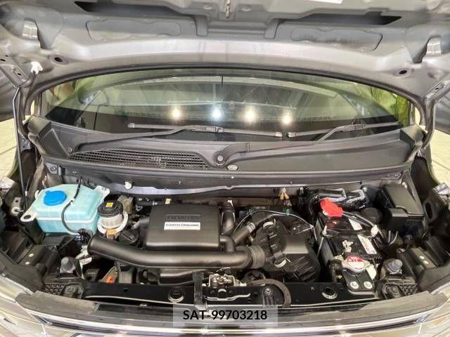 Honda N BOX CUSTOM 2018-05 306972-18