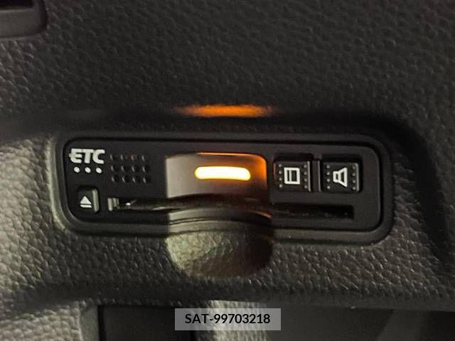 Honda N BOX CUSTOM 2018-05 306972-7
