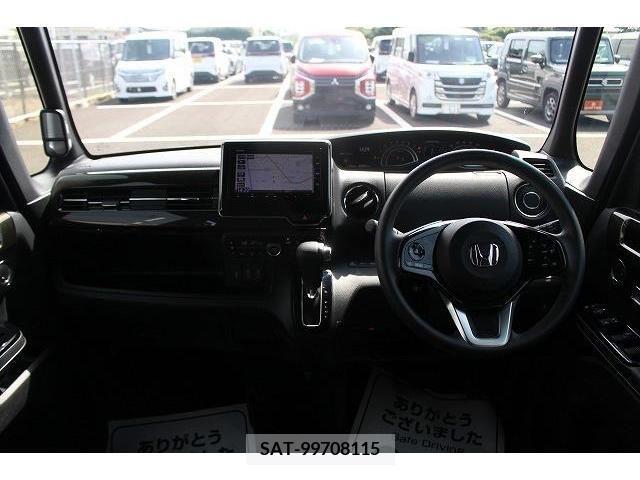 Honda N BOX CUSTOM 2018-02 328757-14