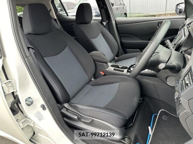 Nissan LEAF 2022-02 297890-12