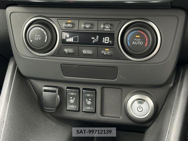Nissan LEAF 2022-02 297890-6