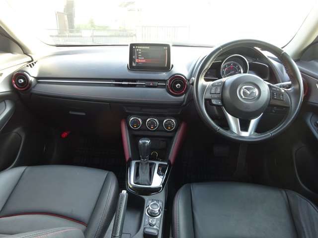 Mazda CX-3 2015-06 10825-1