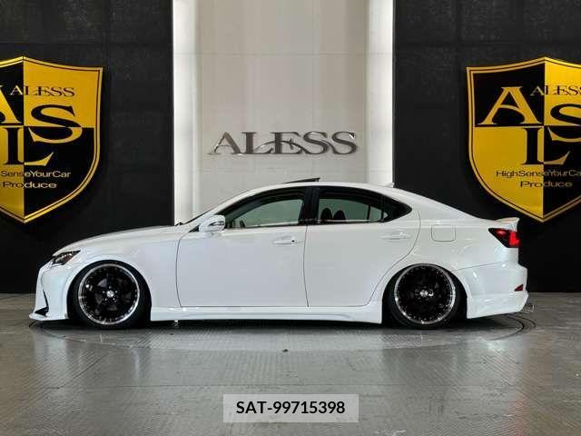 Lexus IS 2009-07 354268-6